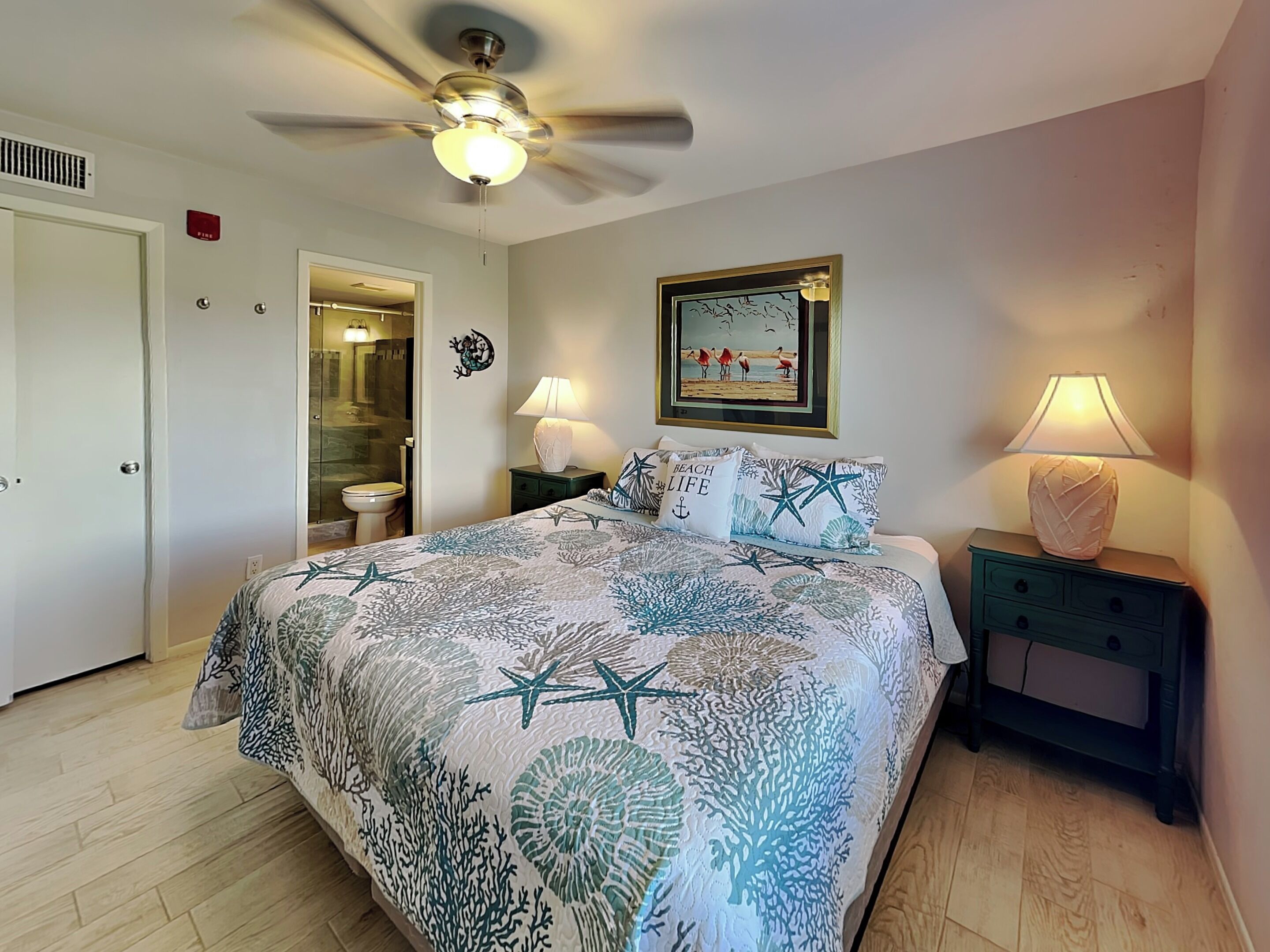 Condo (2 Bedrooms) | Property amenity