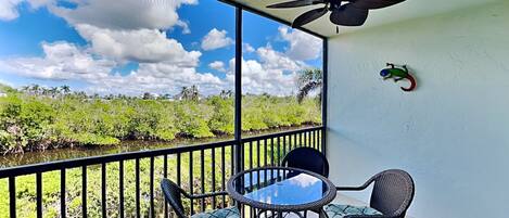 Condo (2 Bedrooms) | Outdoor dining