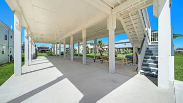 House (3 Bedrooms) | Property amenity