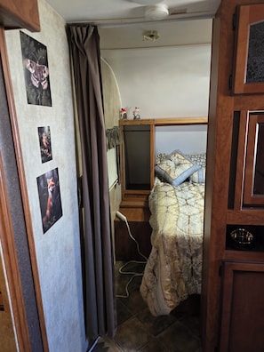 2 quartos, Wi-Fi de cortesia, roupa de cama