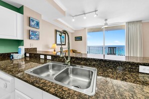 Leilighet, 1 kingsize-seng med sovesofa (Tidewater 906) | Innvendig