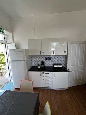 Private kitchen - Lazareto 148 Hostel (Funchal)