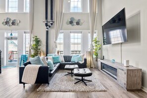 Smart TV - Luxury 2-Bd in the Heart of Atlantic Station / Dining, Shopping & Entertainment (Atlanta)