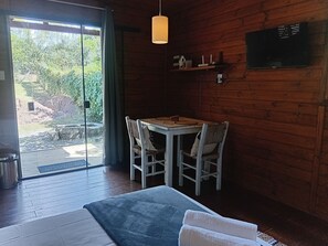 Apartemen Basic | 1 kamar tidur dan Wi-Fi gratis