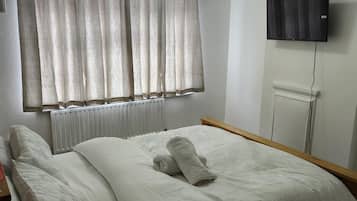 2 bedrooms, free WiFi, bed sheets