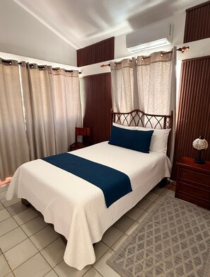 Basic Single Room | Desk, free WiFi - HOTEL MONTESILVA (Puerto Plata)