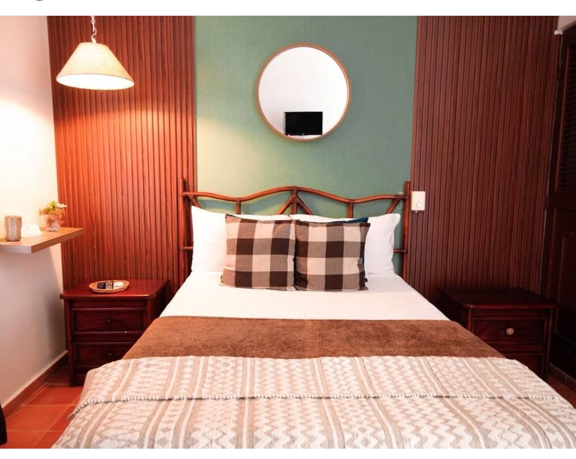 基础单人房 | 办公桌、免费 WiFi