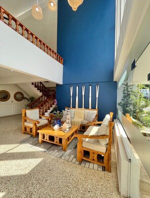 Living area - HOTEL MONTESILVA (Puerto Plata)
