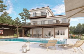 Utendørsbasseng og et oppvarmet basseng