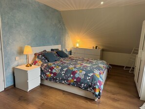 4 bedrooms, desk, iron/ironing board, travel crib - Quiet house in a residential area (Bœrsch)