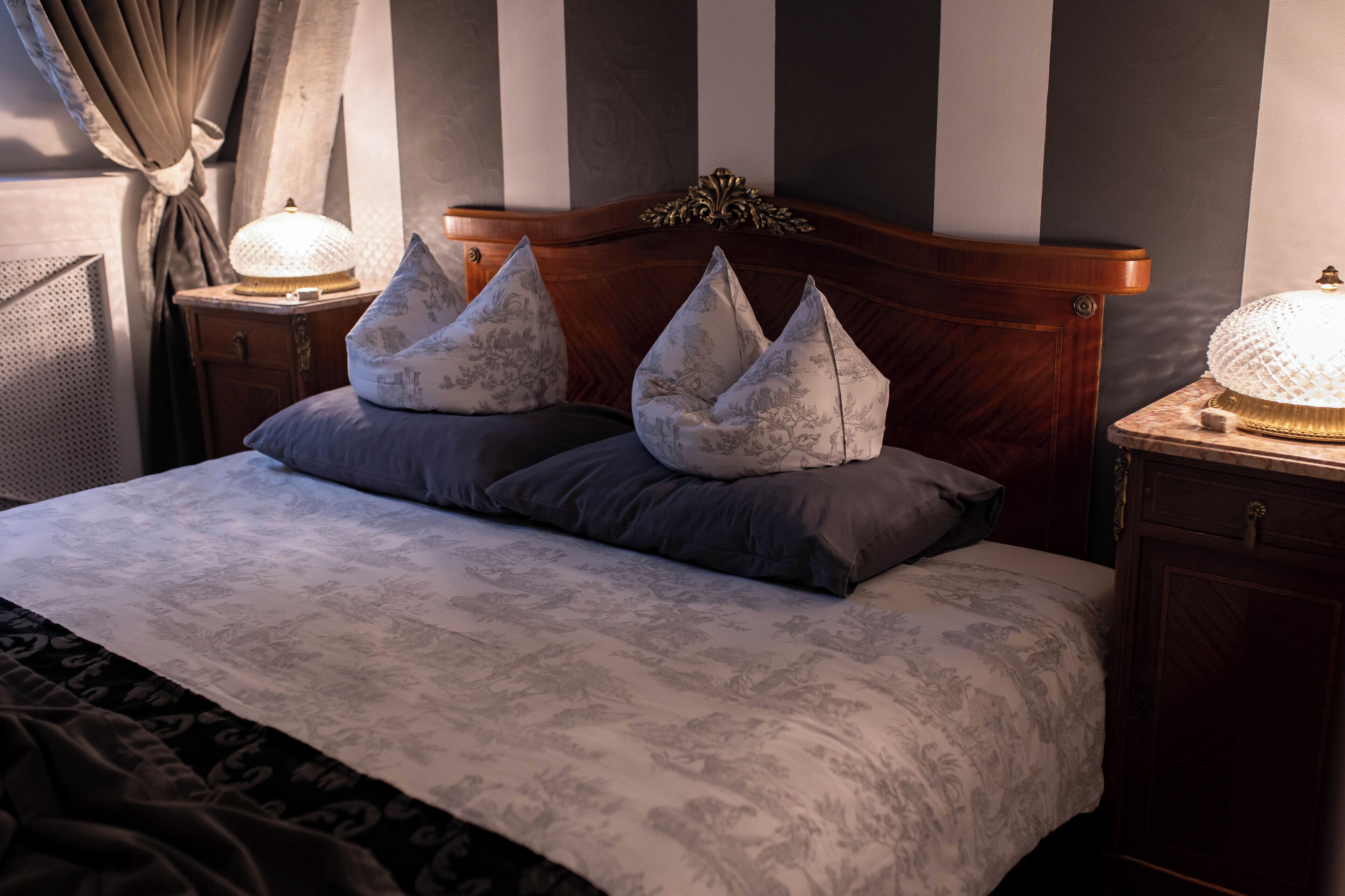 Executive Double Room | Free WiFi