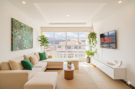 Living area. Duplex con Terraza Exclusiva en Plaza Soleil