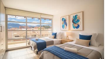 3 dormitorios, tabla de planchar con plancha, wifi y ropa de cama