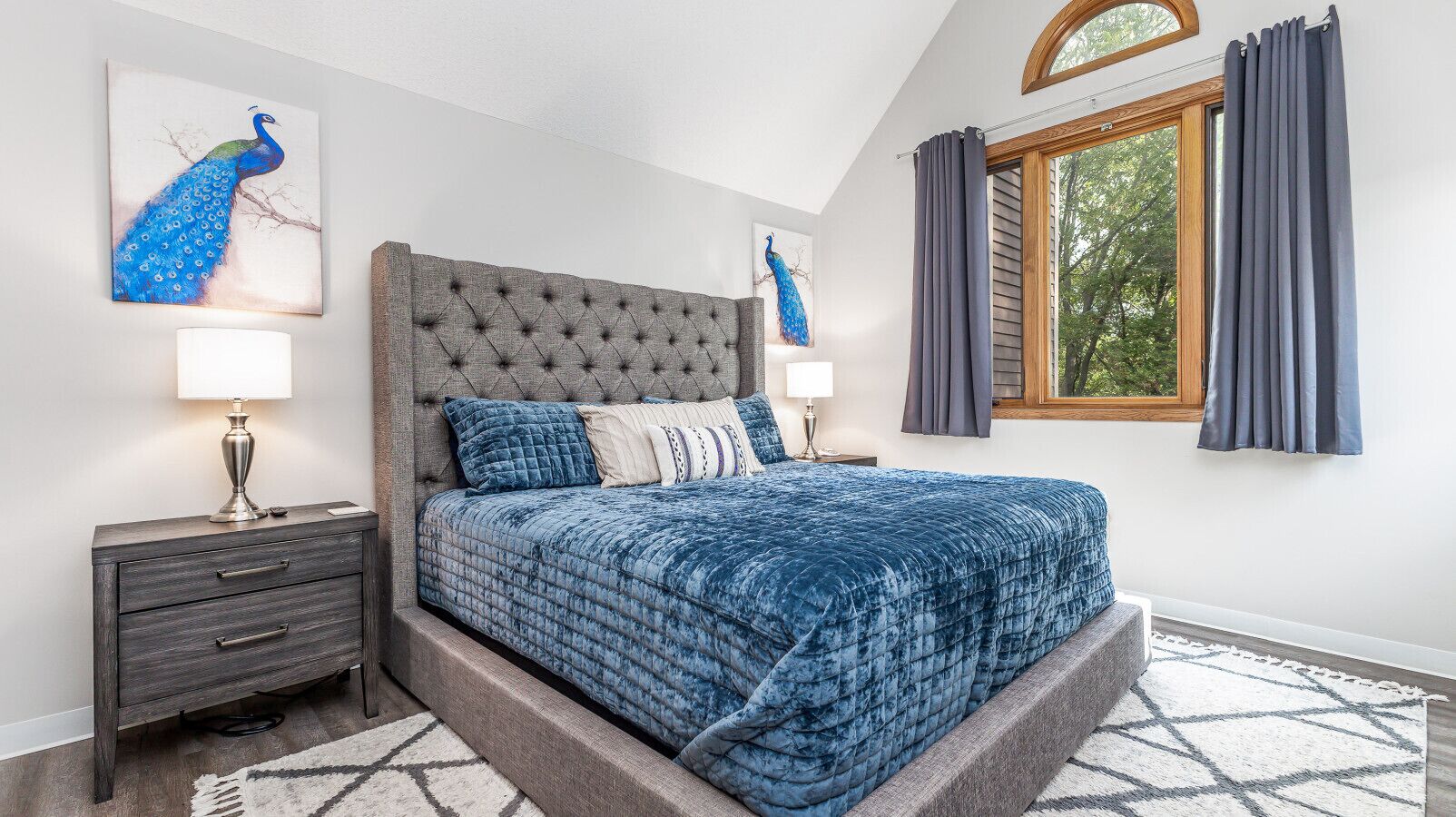 2 chambres, bureau, Wi-Fi, draps fournis