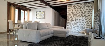 Duplex in the city center.5m from the central station of montreux.