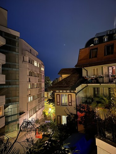 Duplex in the city center.4m from the central station of montreux.