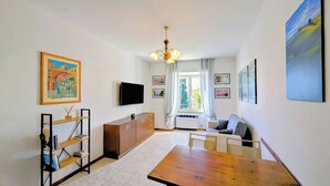 อพาร์ทเมนท์, 1 ห้องนอน, วิวเมือง | ห้องนั่งเล่น