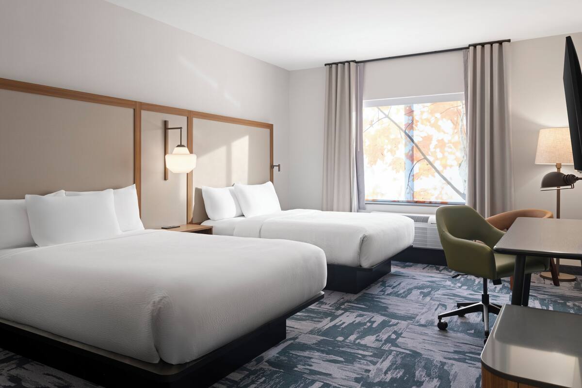 Cofres nos quartos, Wi-Fi de cortesia, roupa de cama
