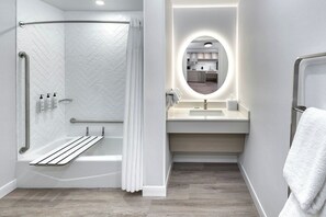 Bathroom - Towneplace Suites By Marriott Woodstock (Woodstock)