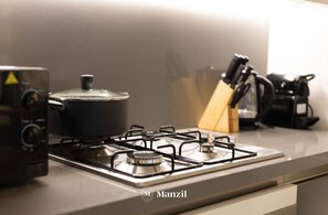 Apartment - Spacious Studio in Business Bay w Burj View (Dubai)