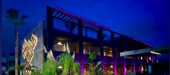 Paradisea club and residences