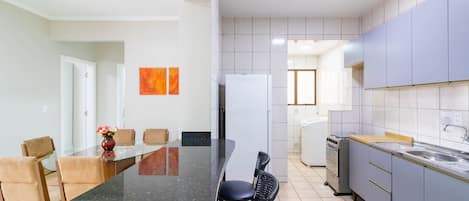 Basic Apartment | Private kitchen
