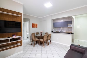 Basic Apartment | Interior - Fully Equipped Apartments in Meia Praia, 150m From the sea - Eoos (Itapema)