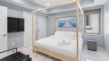 Silitysrauta/-lauta, Wi-Fi, vuodevaatteet