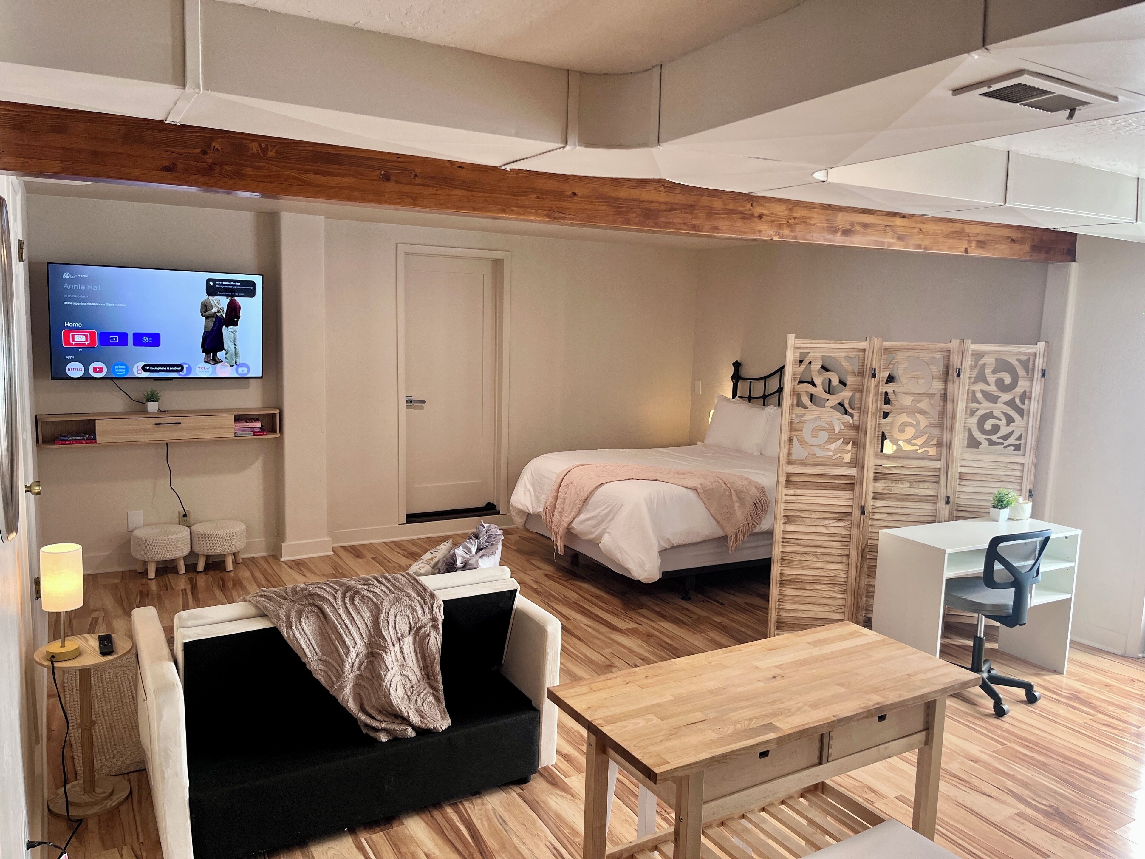 1 bedroom, desk, iron/ironing board, free WiFi