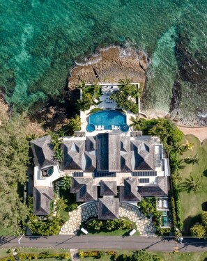 6 bedrooms - Oceans 8 Villa 6BR (Sandy Bay)