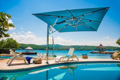 Sundown on the Beach