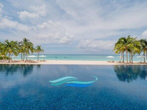 Apartment | 4 bedrooms - Watercolours Condominium 607 (Seven Mile Beach)