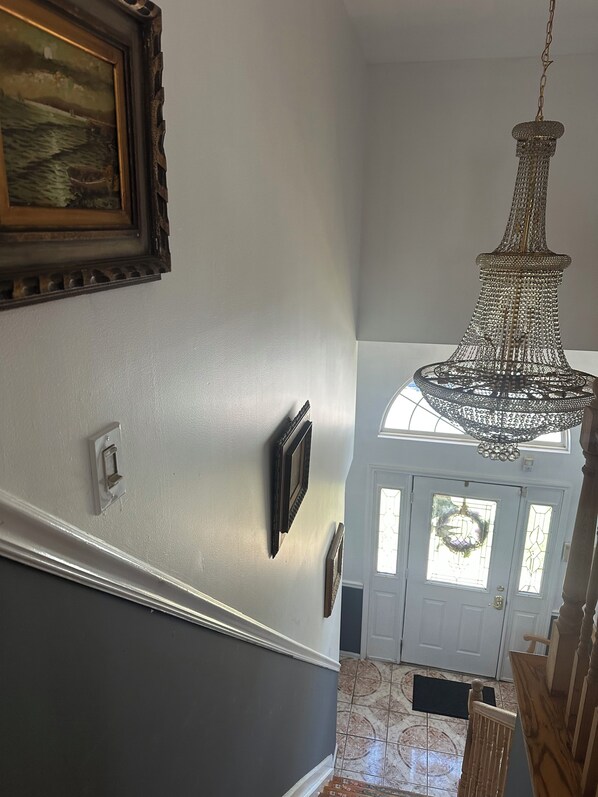 المنشأة من الداخل