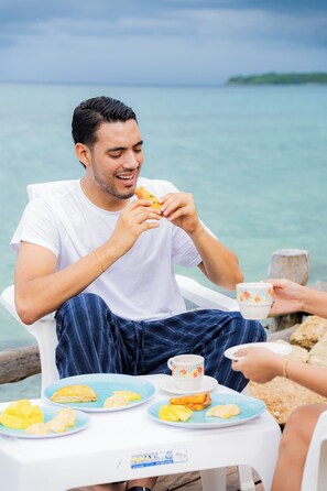 Free daily local cuisine breakfast