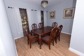 Dining - THE HAPPY PLACE -  4-bedroom, 1 Bathroom (Brockton)