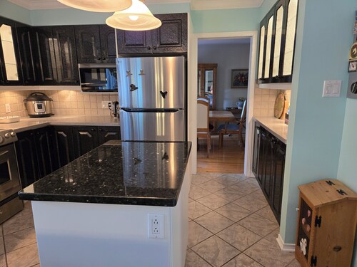 Spacious 4-home near River, Parks, Paths