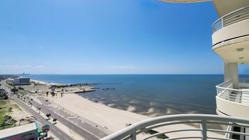 Condo, 2 Queen Beds, Pool Access, Ocean View (Ocean Club 1506) | View from room