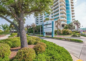 Exterior - Beautiful 15th Floor 2 Bedroom, 2 Bath Condo at The Ocean Club! (Biloxi)