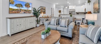 Luxury Pondside Retreat