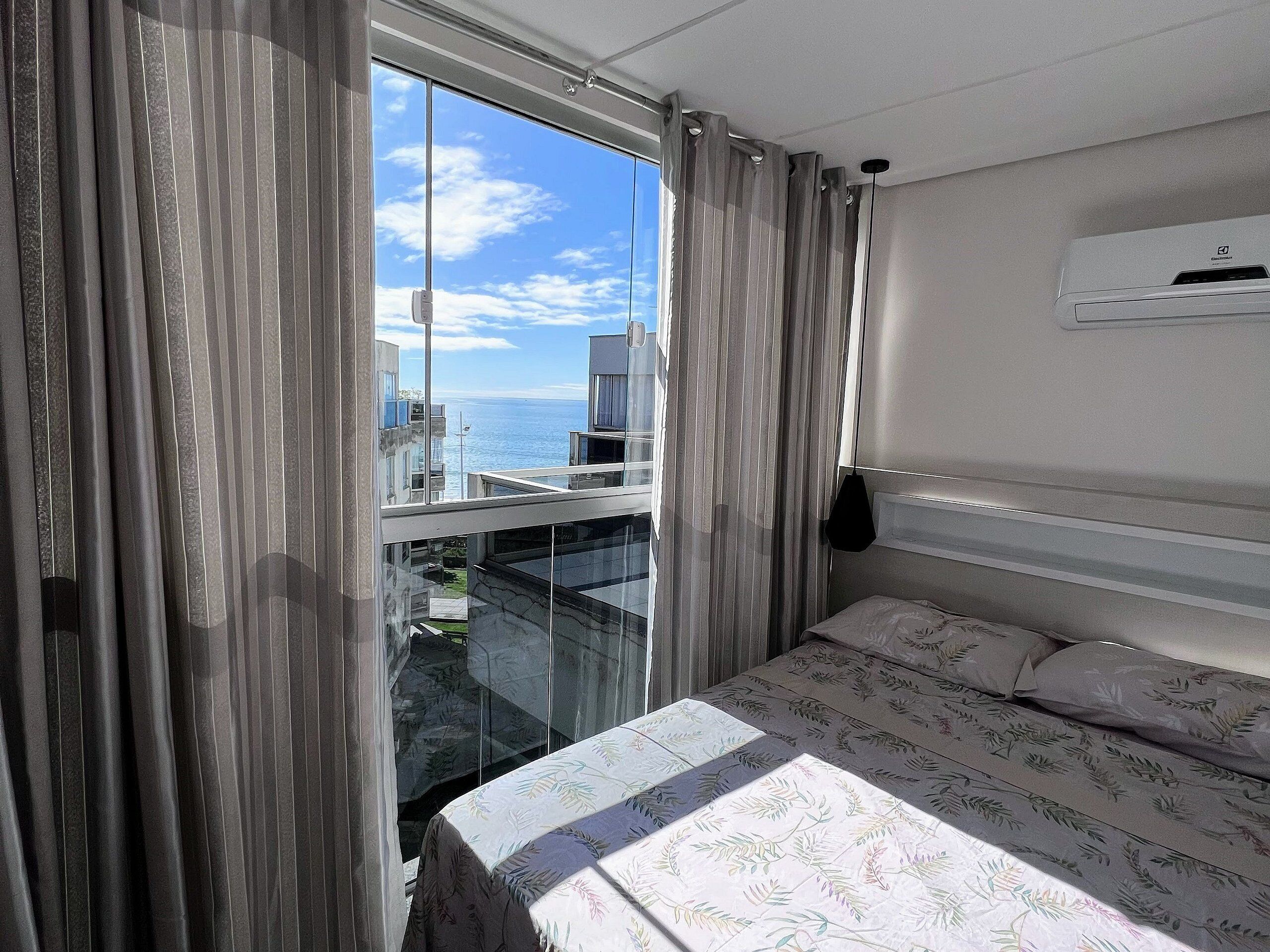 公寓 | 遮光窗帘、熨斗/熨衣板、免费 WiFi