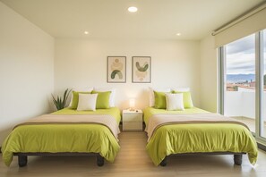 3 bedrooms, iron/ironing board, internet, bed sheets - Gran Dúplex con Balcones y Garaje Seguro (Cuenca)