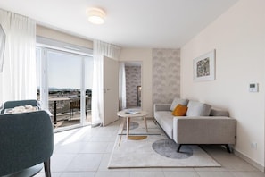 Căn hộ tiện nghi đơn giản | Khu phòng khách