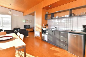 Luxury House, 2 Bedrooms, Garden View | Private kitchen | Electric kettle, highchair