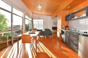 Casa de lujo, 2 habitaciones, vista al jardín | Servicio a la habitación