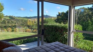 Luxury House, 2 Bedrooms, Garden View