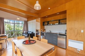 Luksus-hus - 2 soveværelser - udsigt til have | Privat køkken | Højstol