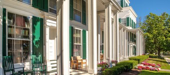 Equinox Getaway | Queen Room + Culinary Delights