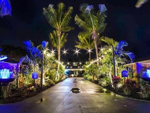 المنطقة المحيطة بالمنشأة