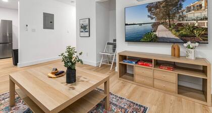 NEW ! Stylish Loft in DT Pueblo – Sleeps up to 6