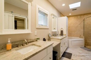 Shower, jetted tub, hair dryer